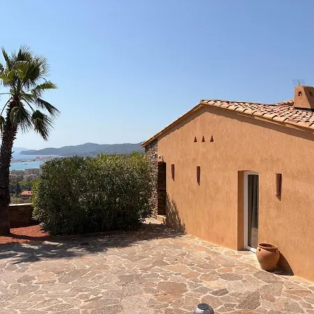 Vue Avec Piscine, Centre à Pieds Villa Le Lavandou