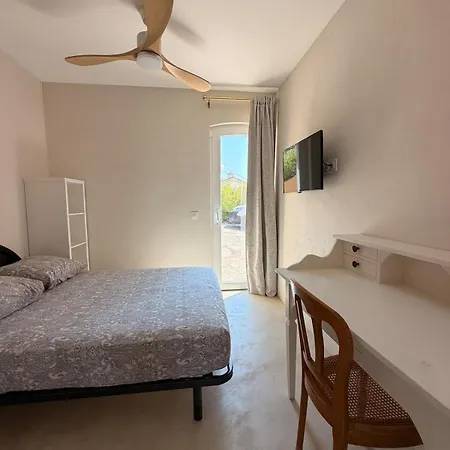 Vue Avec Piscine, Centre à Pieds *